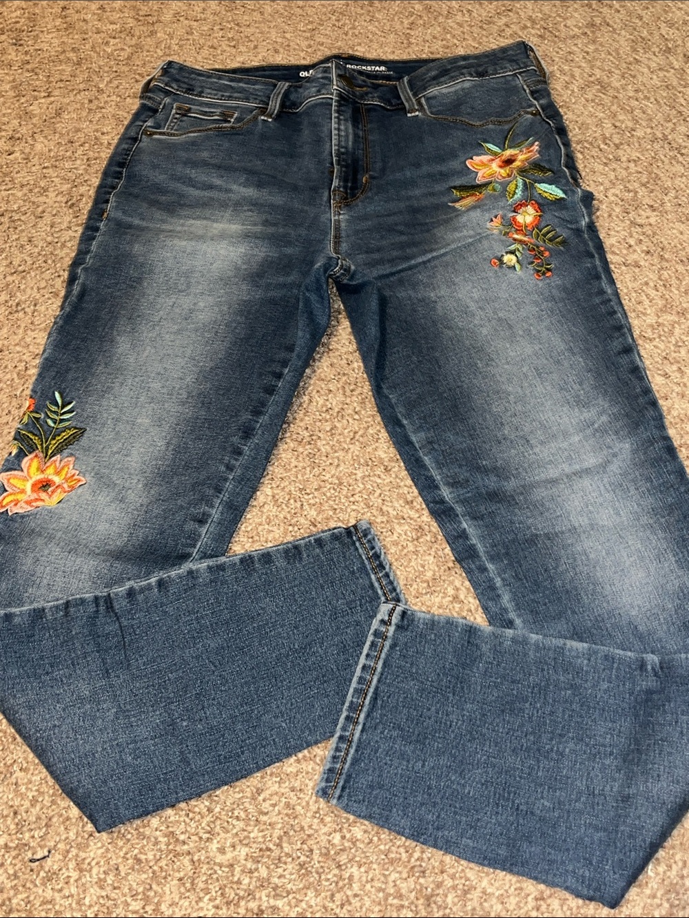 Old Navy light Blue Skinny Leg Jeans with Embroidered Floral Accents